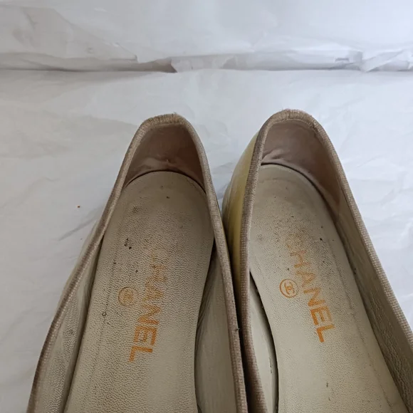Chanel ballet flats cap toe size 37.5 patent